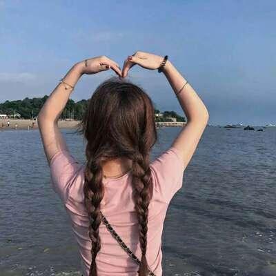 娱乐吃瓜酱背影头像图片,背影头像背后的故事  第3张 娱乐吃瓜酱背影头像图片,背影头像背后的故事  第3张