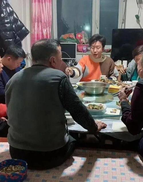 大型娱乐圈吃瓜基地,揭秘大型吃瓜基地的幕后故事  第3张 大型娱乐圈吃瓜基地,揭秘大型吃瓜基地的幕后故事  第3张