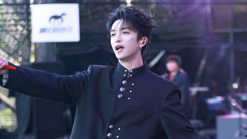 黄子弘凡前女友爆料视频,揭秘昔日恋情内幕  第3张 黄子弘凡前女友爆料视频,揭秘昔日恋情内幕  第3张